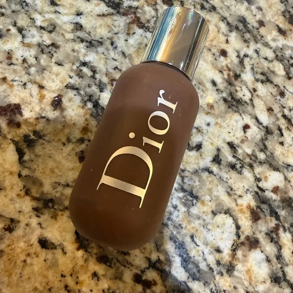 Dior backstage 9N Deep Tan Foundation